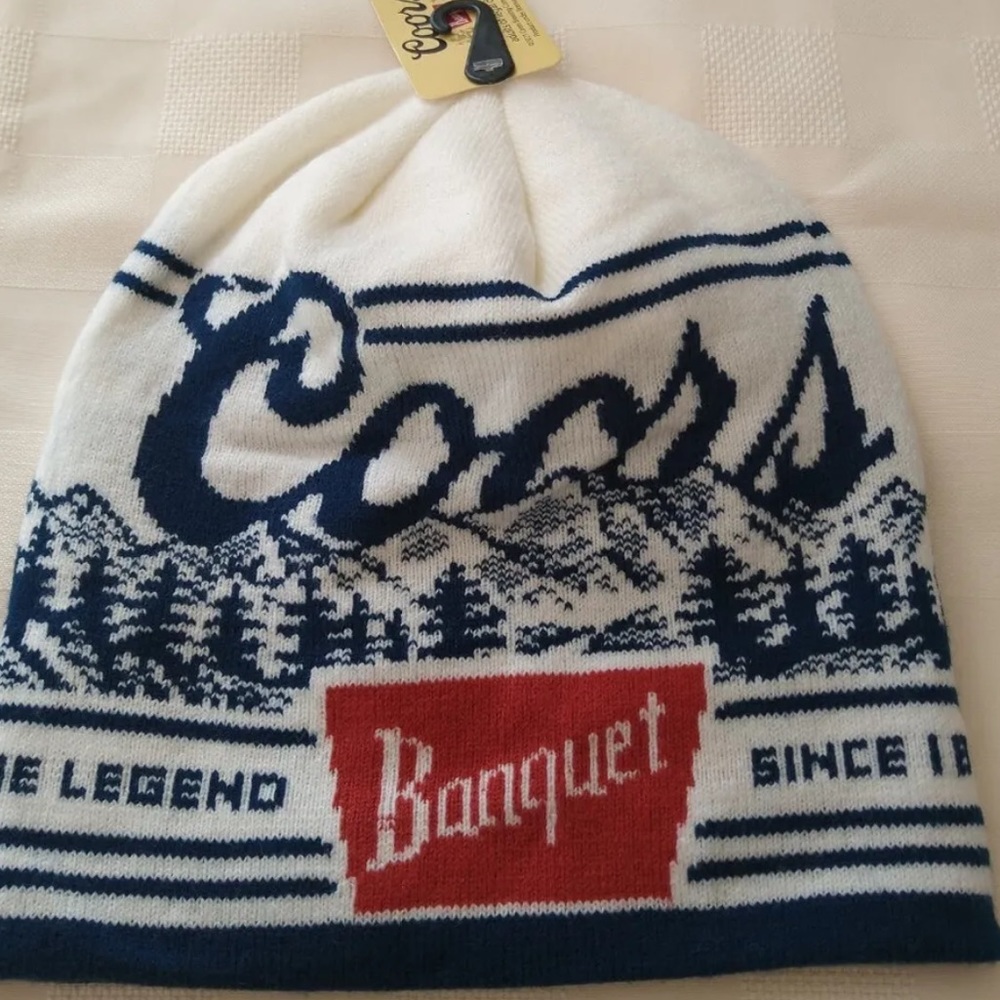 *NWT* Coors Golden Banquet Beer Winter Cap Hat Beanie Knit Skull Warm
